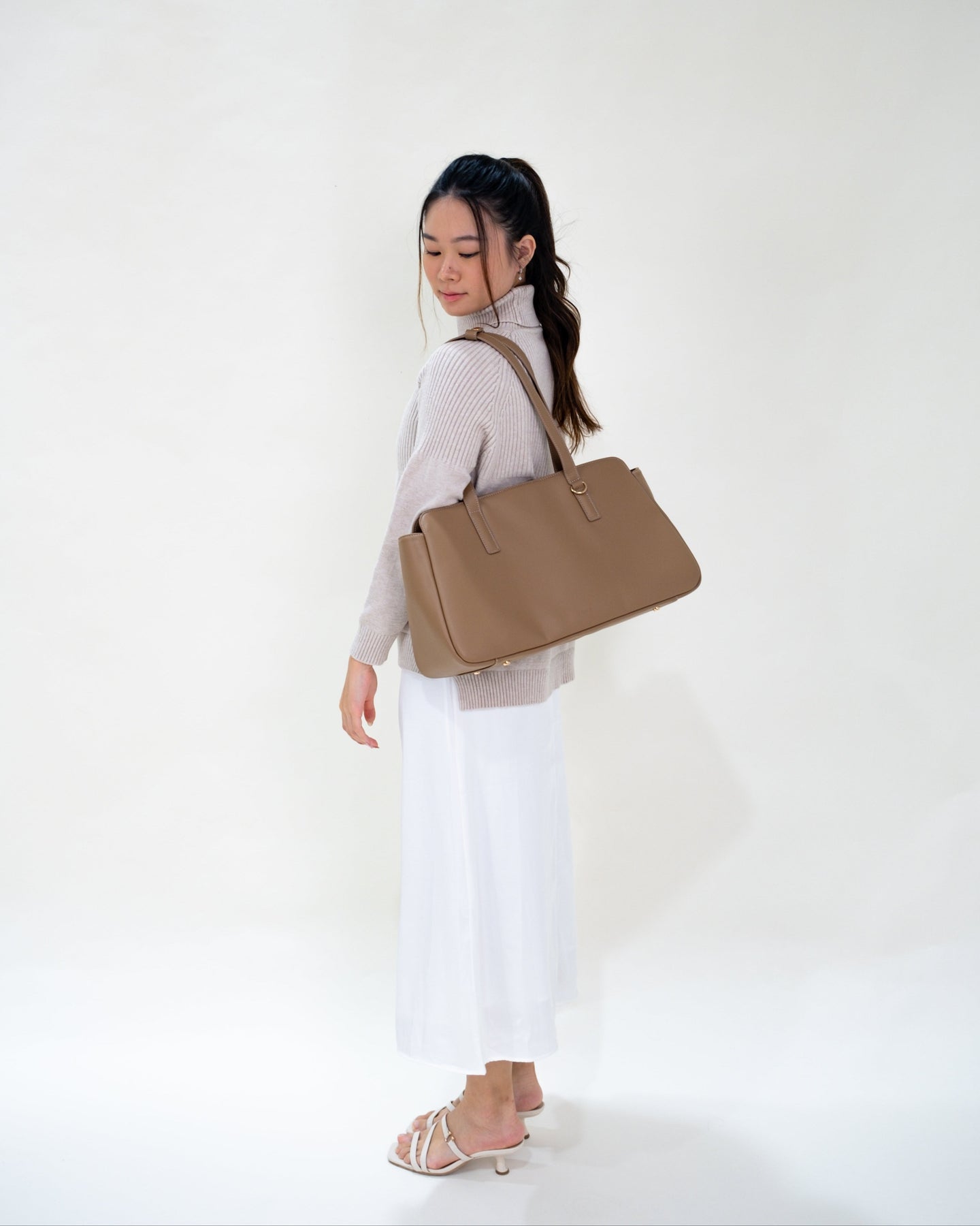 The Kai Tote (Latte)